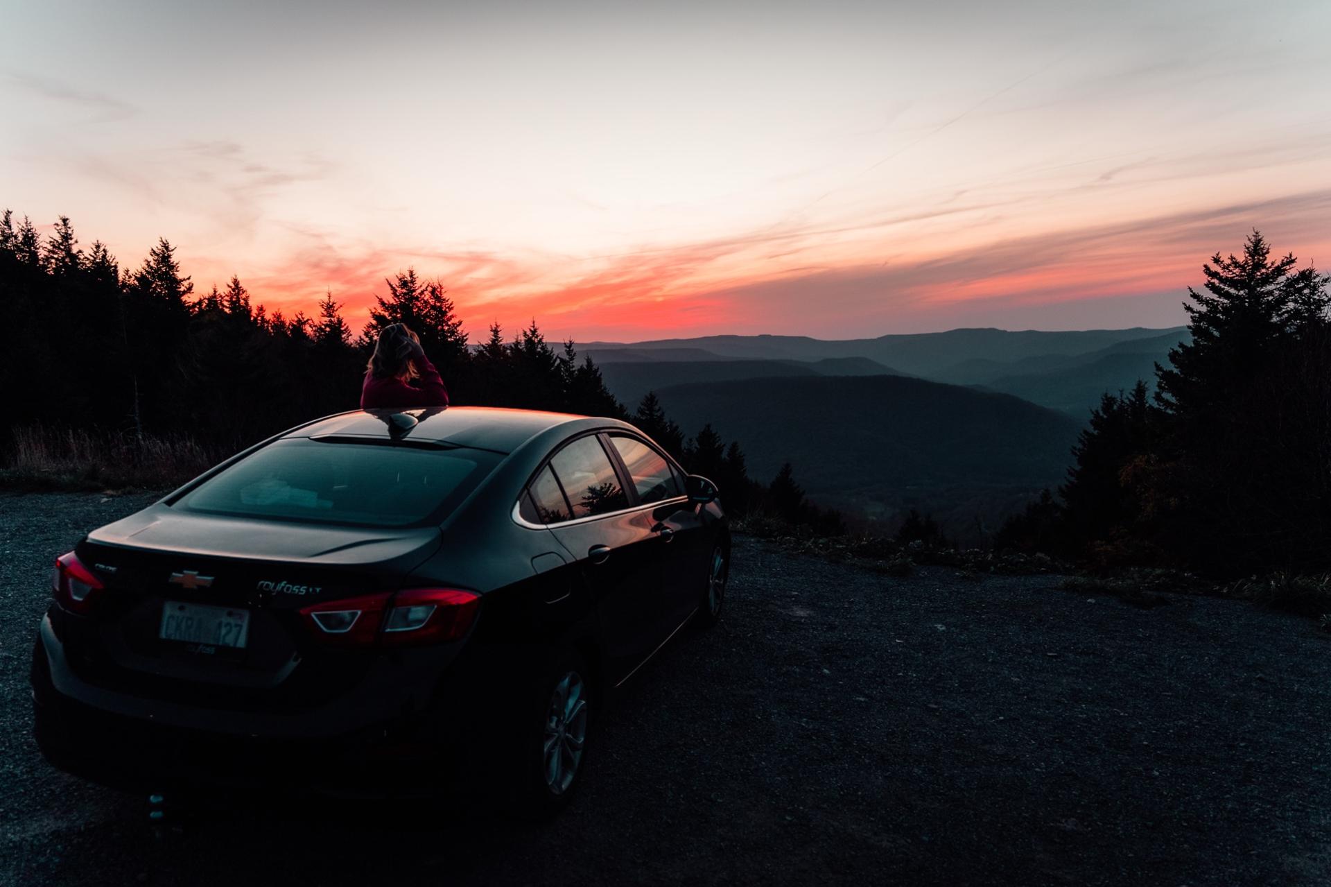 Sunset at a mountain overlook on the drive up to Snowshoe